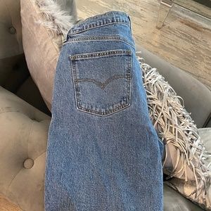 Levi’s Women’s 70’s Flare Jean